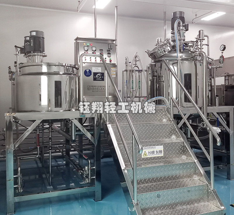 真空乳化機(jī)